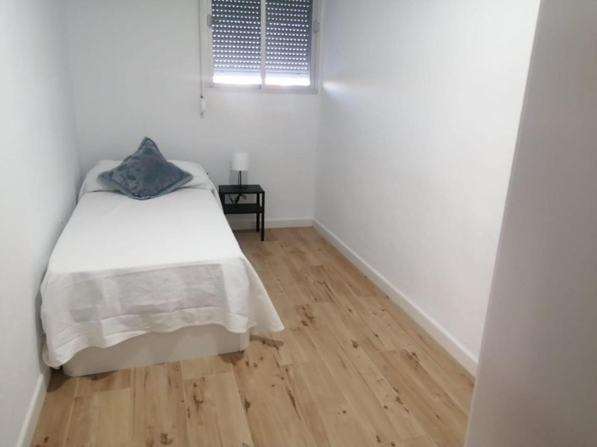 2 Bedroom Apartment In ซานเฟร์นันโด ภายนอก รูปภาพ